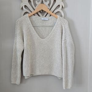 Cream/Off White Talula Aritzia Cotton/Wool Blend Vneck Knit Sweater Size Small